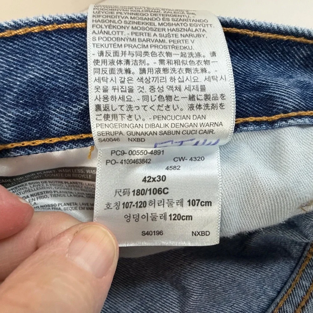 Levi's 550 Men's Relaxed Fit Blue Jeans Stonewash Blue 42X30‎